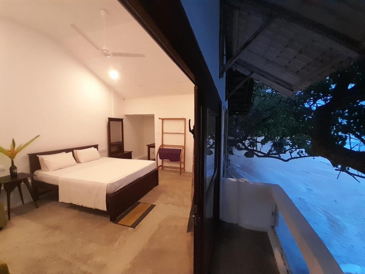 Sooriya Villa Talpe Exterior foto
