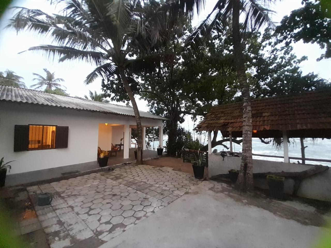 Sooriya Villa Talpe Exterior foto